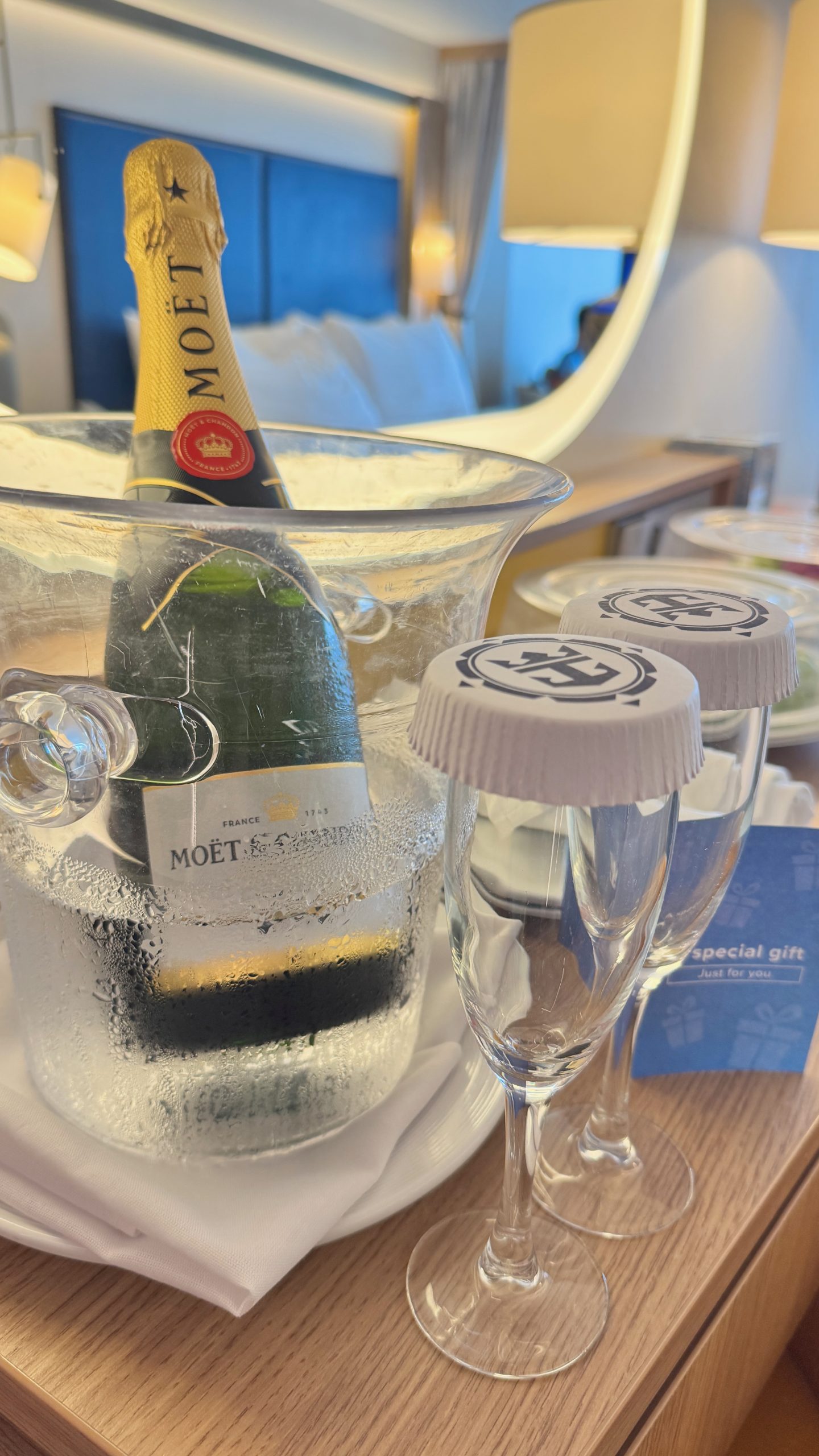 Suite welcome champagne