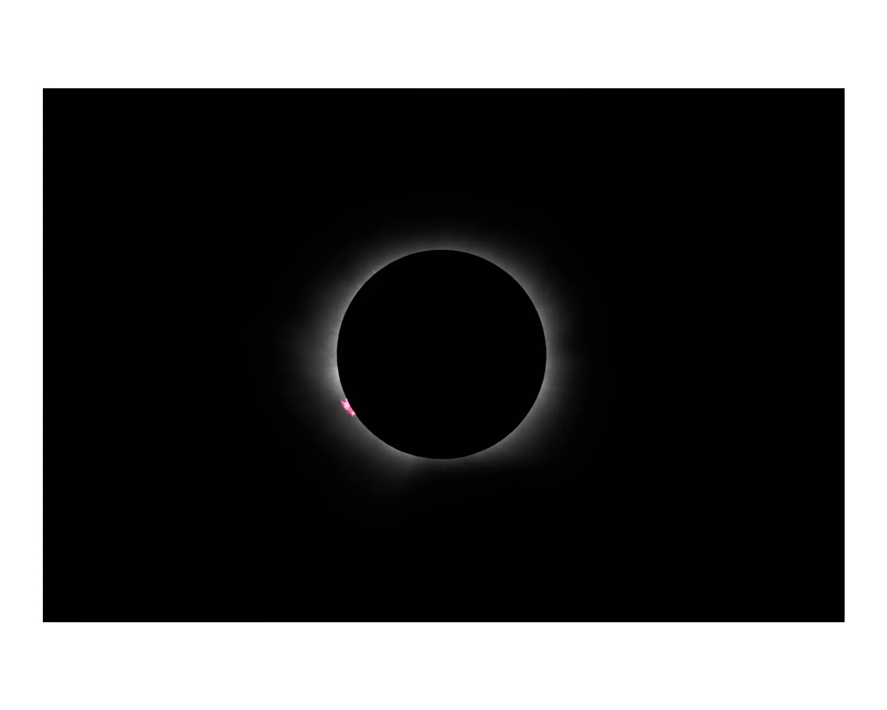 Full totality of the solar eclipse with visible corona